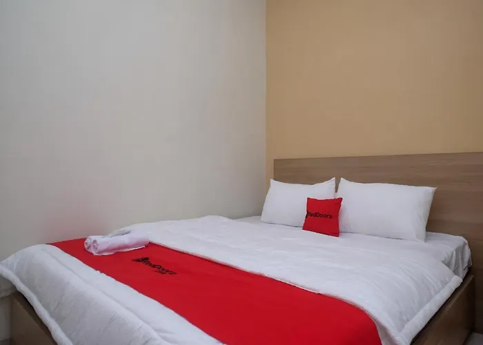 Reddoorz Plus Near Ums Solo 2