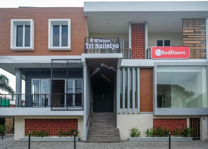 Reddoorz Plus Near Ums Solo 2